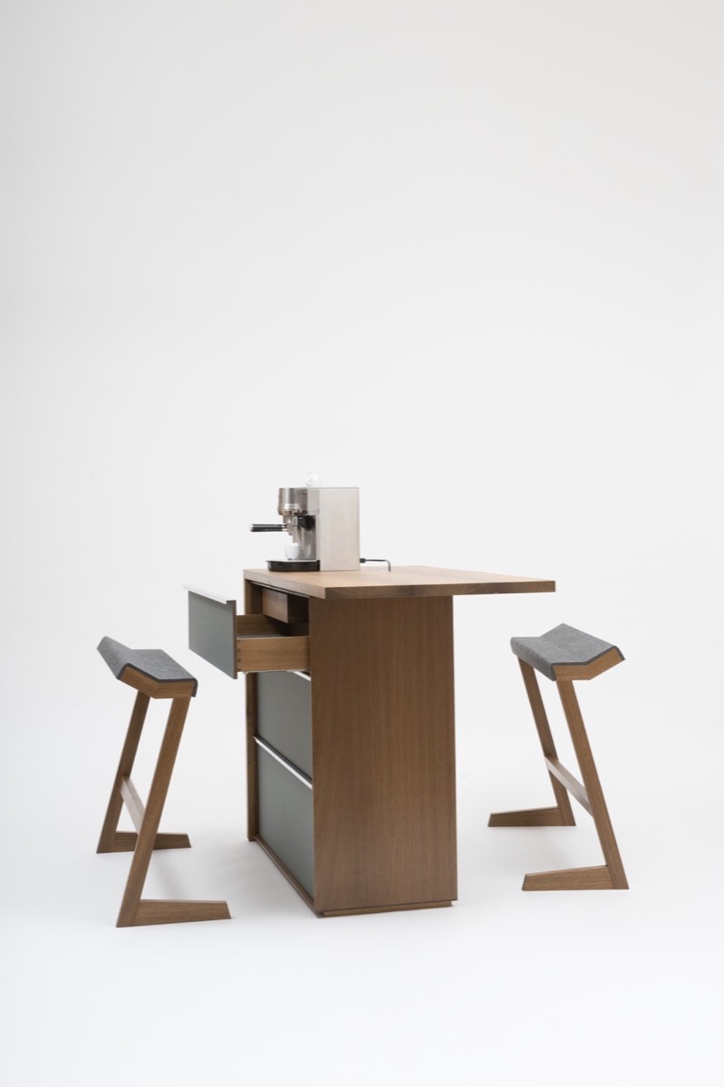 Kaffeebar mit Stehbank, Ansicht 1